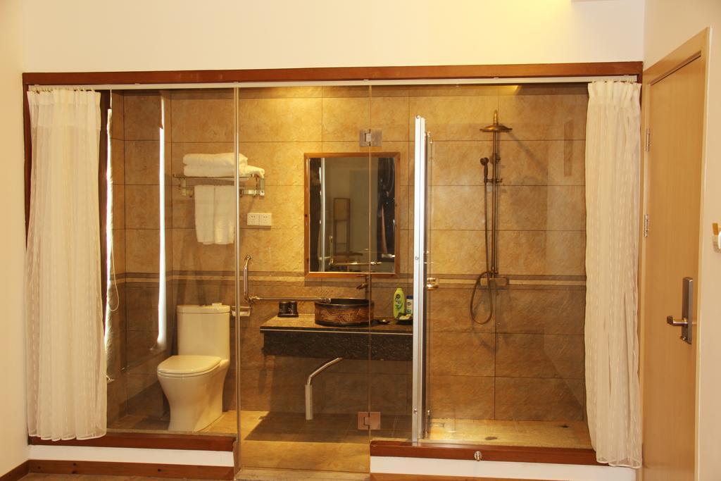 The Flower Hotel Guilin Room photo
