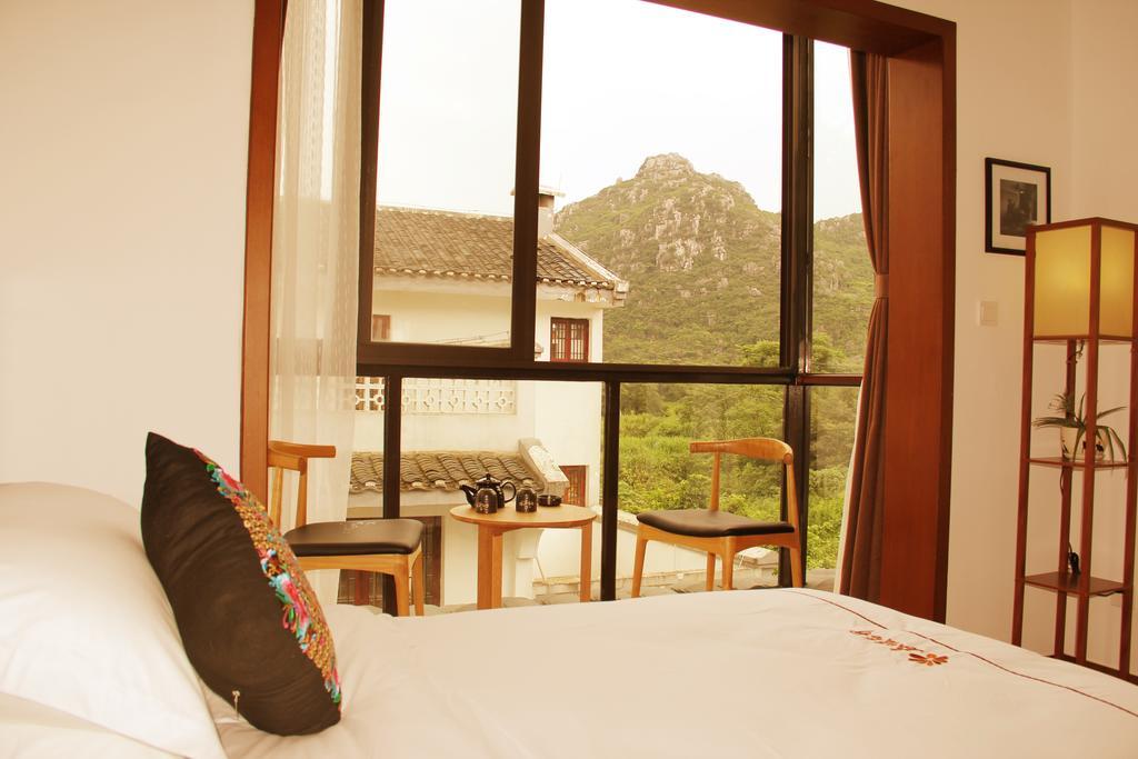 The Flower Hotel Guilin Room photo